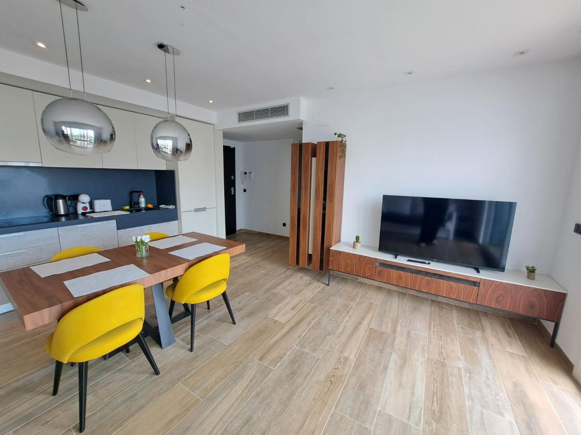 Nice 2 Bedroom Bali Apartment With Sea Views تورّيفيِخا المظهر الخارجي الصورة