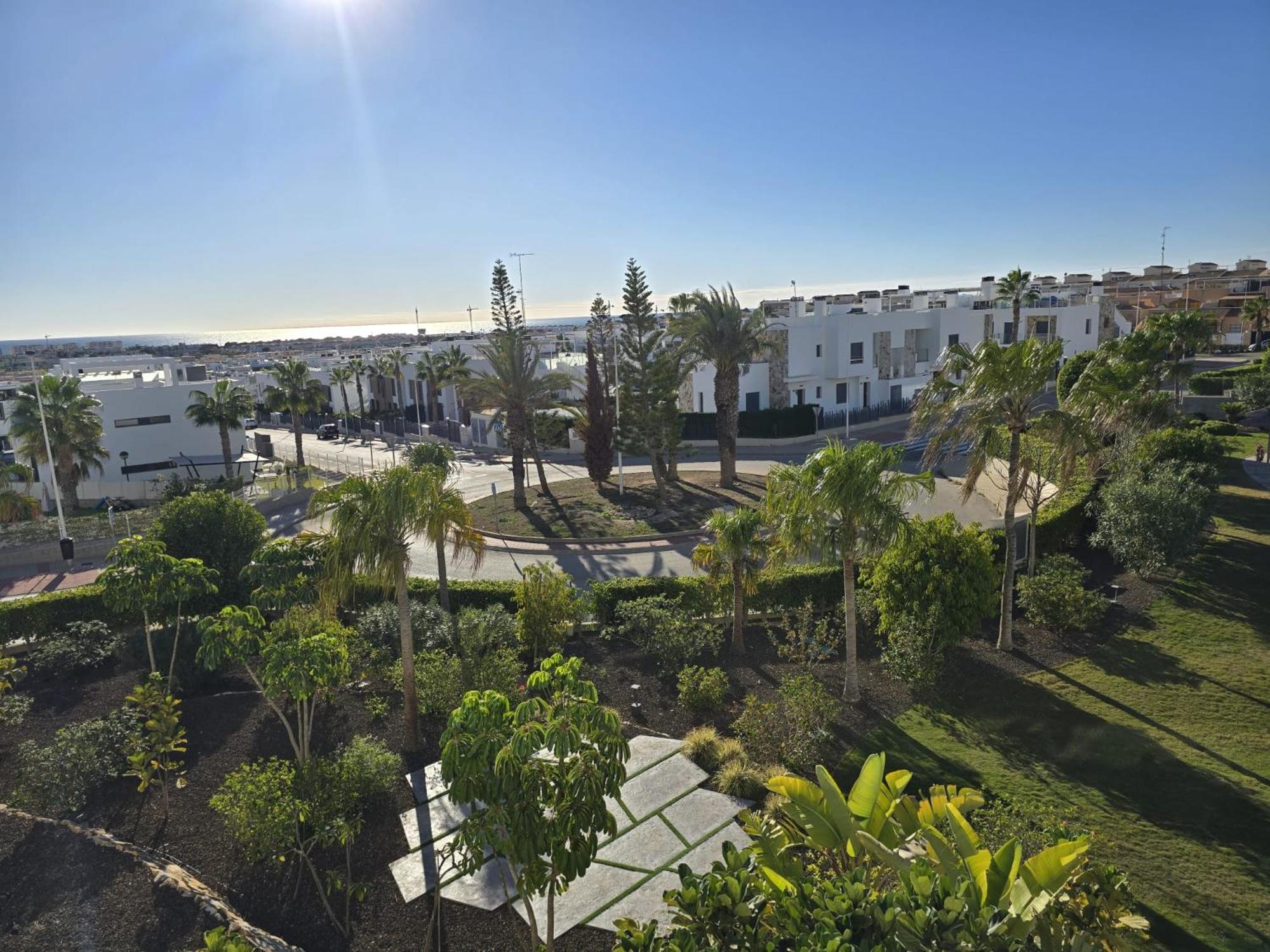Nice 2 Bedroom Bali Apartment With Sea Views تورّيفيِخا المظهر الخارجي الصورة